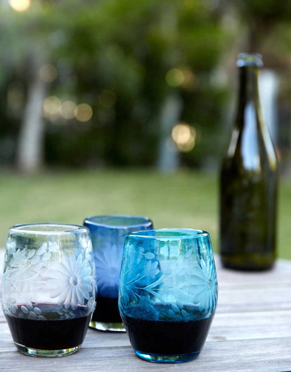 Engraved Stemless Wine Glass Turq
